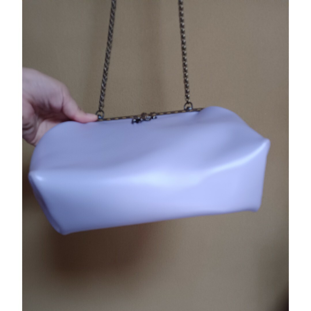 ハンドメイド　レザー　がま口ショルダー　バッグ　鹿さん レディースのバッグ(ショルダーバッグ)の商品写真