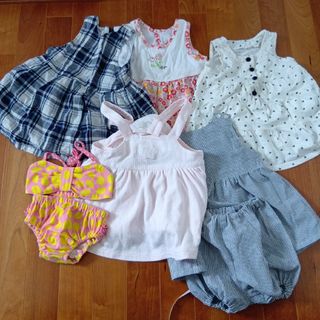ワンピース　水着　80