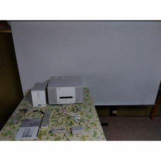 エプソン(EPSON)のプロジェクター　エプソン EMP-TWD3 （スクリーン、ウーファー付き）(プロジェクター)