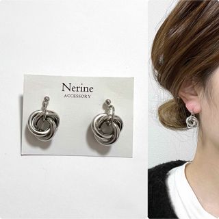 2点目より半額　３連　シルバー　ハンドメイド　ピアス　イヤリング(ピアス)