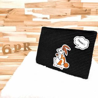 ラドロー(LUDLOW)の美品【ラドロー】サウスストリート クラッチバッグ ウサギ 兎 アニマル 黒×白(クラッチバッグ)