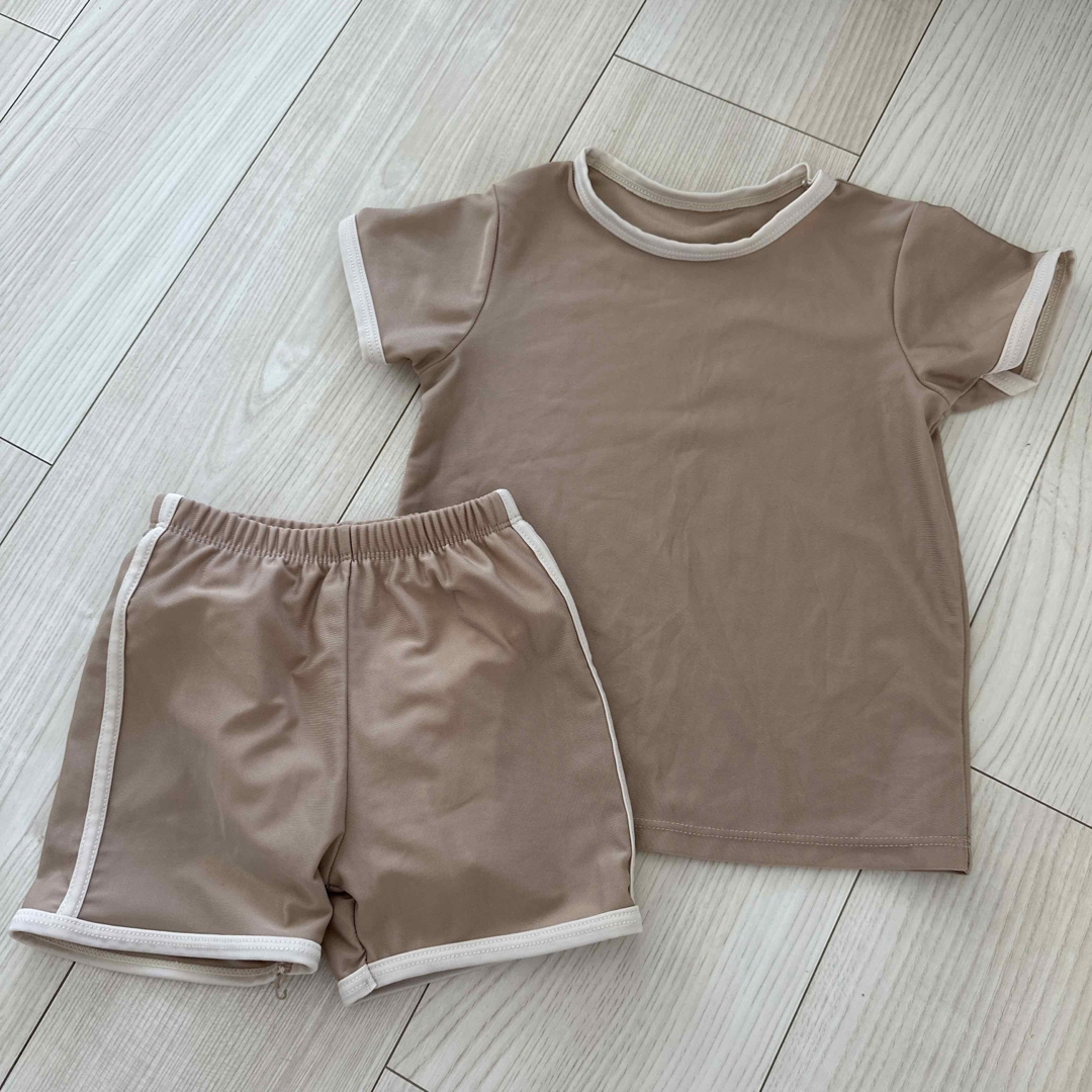 3COINS(スリーコインズ)のスリーコインズ　 ベビー キッズ　水着　 ラッシュガード 上下セット キッズ/ベビー/マタニティのベビー服(~85cm)(水着)の商品写真