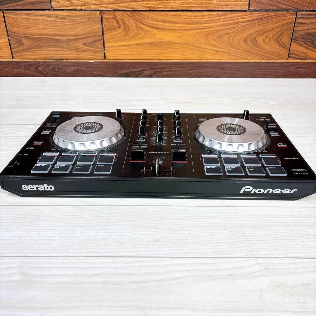 PIONEER(パイオニア)のPioneer DDJ-SB コンパクトな2チャンネルDJコントローラー 楽器のDJ機器(PCDJ)の商品写真