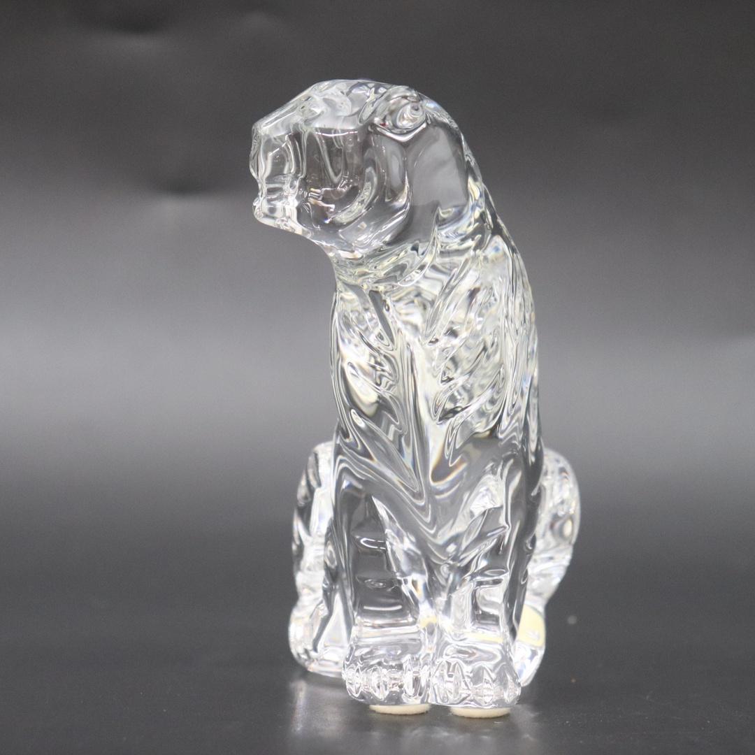 Baccarat(バカラ)のIT1PKI6J2OMS 美品 Baccarat バカラ クリスタル 虎 トラ クリア 干支 置物 インテリア 飾り タイガー 縁起物 高級 箱付き インテリア/住まい/日用品のインテリア小物(置物)の商品写真