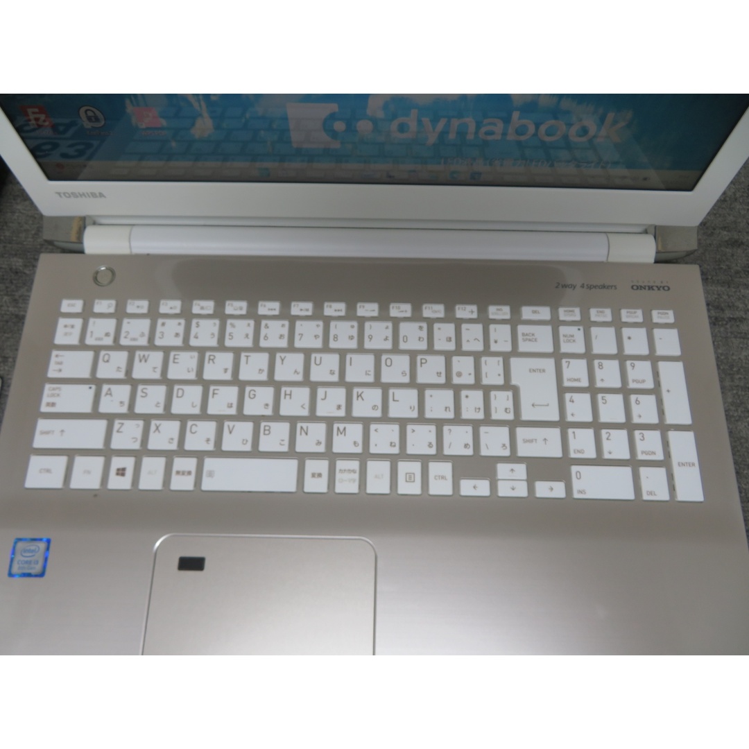 【テンキー搭載】◆ TOSHIBA dynabook AZ45/GGSD PAZ45GG-SNM / 15.6型 ◆ Core i3-8130U /高速 128GB SSD / メモリ8GB ◆ Windows 11 Pro / Office付 ◆ 到着後すぐに使える win11対応 副業 テレワーク ネット授業 スマホ/家電/カメラのPC/タブレット(ノートPC)の商品写真