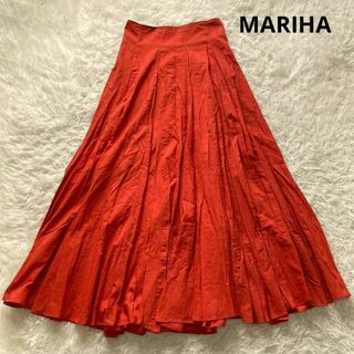 マリハ(MARIHA)の美品 MARIHA 月の夢のスカート マキシ丈 ハイウエスト 36 カーネリアン(ロングスカート)