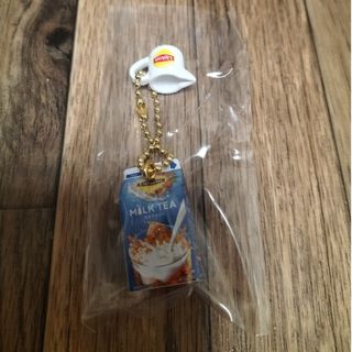 バンダイ(BANDAI)のLipton・ミニチュアチャーム＆グミ(キャラクターグッズ)