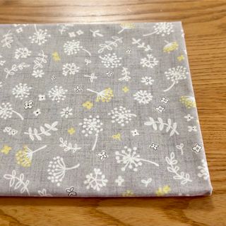 たんぽぽわたぼうし　グレー　ブロード　生地　shu N Design