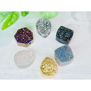 ドゥルージーオーラ水晶　穴あきパーツ　6個セット　クリスタル　ビーズ　天然石(各種パーツ)