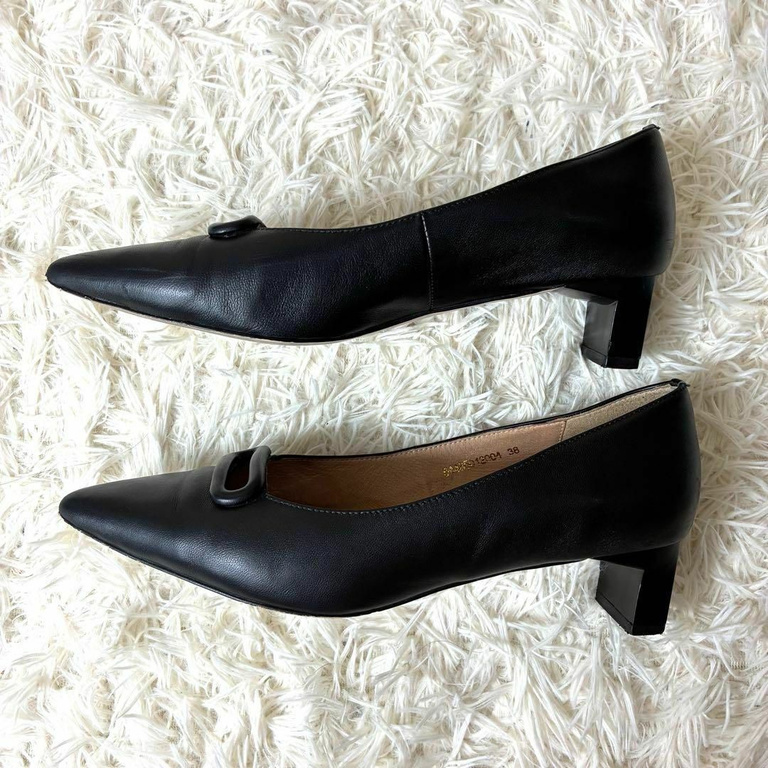 AU BANNISTER(オゥバニスター)の【Au BANNISTER】完売サイズ 38 現行 オーバルモチーフ パンプス レディースの靴/シューズ(ハイヒール/パンプス)の商品写真