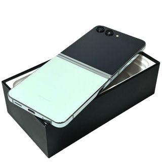 サムスン(SAMSUNG)の【超美品】Samsung｜Galaxy Flip5 512GB｜SIMフリー(スマートフォン本体)