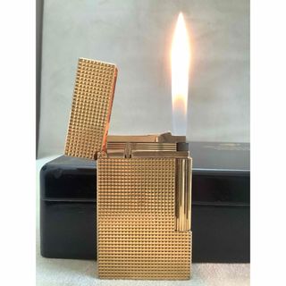 エステーデュポン(S.T. Dupont)の超美品　　超快音余韻　アンティーク　ライン2L ゴールドピラミッド　デュポン(タバコグッズ)