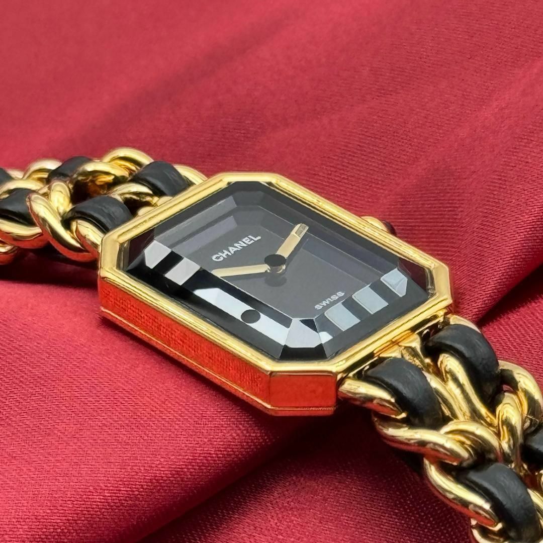 CHANEL(シャネル)の新品仕様 シャネル プルミエールL ゴールド クォーツ 腕時計 A154 レディースのファッション小物(腕時計)の商品写真