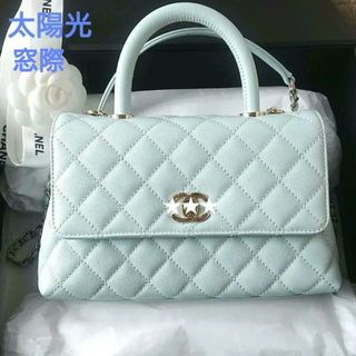 CHANEL ココハンドル 24 xs ライトブルー