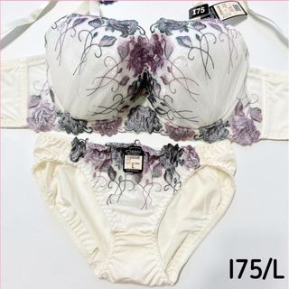 サンエイ(SANEI)のI75 ブラジャーショーツセット　②(ブラ&ショーツセット)