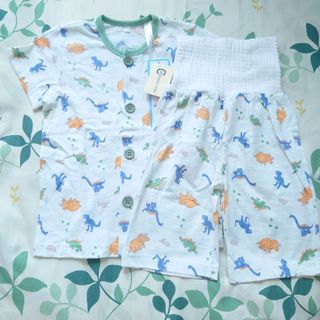 新品 半袖 パジャマ 恐竜 100