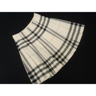 バーバリー(BURBERRY)のBURBERRY バーバリー チェック タック フレア スカート size38/アイボリー ■◇ レディース(ひざ丈スカート)