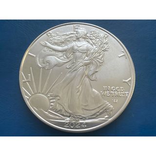 2024年アメリカ イーグル銀貨、完未、純銀、約31.2g(貨幣)