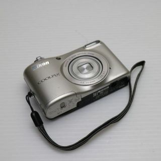 ニコン(Nikon)の超美品 COOLPIX L30 シルバー  M777(コンパクトデジタルカメラ)