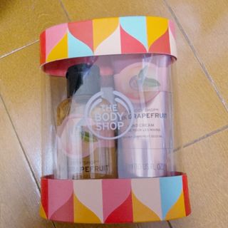 ザボディショップ(THE BODY SHOP)のピンクグレープフルーツハンド&シャワージェルディオ(ハンドクリーム)