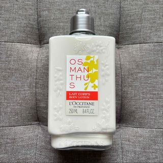 L'OCCITANE - ロクシタン オスマンサス ボディミルク フルーティフローラル 250ml