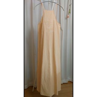 ZARA　刺繍アメスリキャミワンピース
