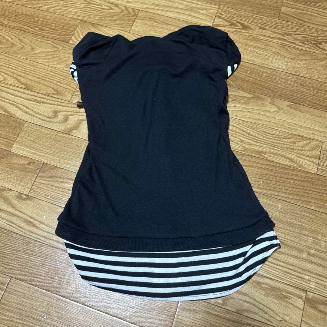 子供服 女の子 Tシャツ 長袖 フード付き 黒 ブラック L 160サイズ 中古 キッズ/ベビー/マタニティのキッズ服女の子用(90cm~)(Tシャツ/カットソー)の商品写真