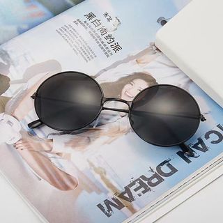 再入荷♡　ユニセックス　サングラス　モード　ブラック　シンプル　韓国　Y2K(サングラス/メガネ)