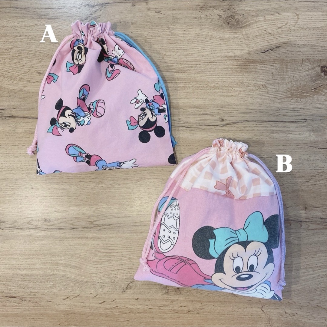 巾着袋　ミニーちゃん　ビンテージシーツ ハンドメイドのキッズ/ベビー(外出用品)の商品写真