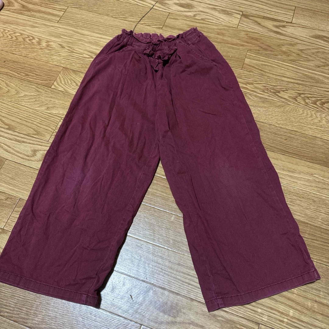 子供服 女の子 長ズボン ロングパンツ ワインレッド 140サイズ 中古 キッズ/ベビー/マタニティのキッズ服女の子用(90cm~)(パンツ/スパッツ)の商品写真