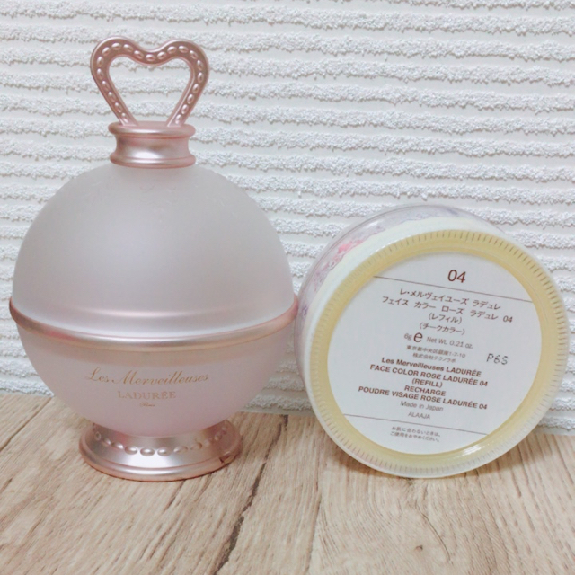 Les Merveilleuses LADUREE(レメルヴェイユーズラデュレ)のラデュレ  ポット&チークセット♡限定カラー♡ コスメ/美容のベースメイク/化粧品(チーク)の商品写真