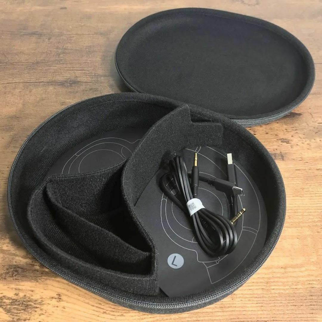 【リファービッシュ品・微スレ有】ULT WEAR　WH-ULT900N★ブラック スマホ/家電/カメラのオーディオ機器(ヘッドフォン/イヤフォン)の商品写真
