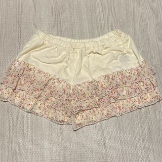 【新品未使用】フリル短パン🌼*･花柄ペチコート💛Mサイズ(ショートパンツ)