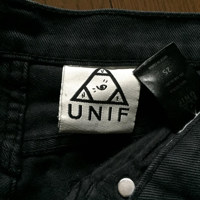 UNIF(ユニフ)のUNIF ガーター付き ショートパンツ レディースのパンツ(ショートパンツ)の商品写真