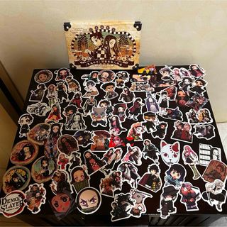 キメツノヤイバ(鬼滅の刃)の鬼滅の刃 大量 キャラクター シールセット79枚＋6ページ分(ステッカー（シール）)