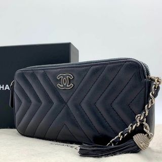 シャネル(CHANEL)の［極美品］2018SS シャネル　シェブロン　チェーンウォレット　タッセル(ショルダーバッグ)
