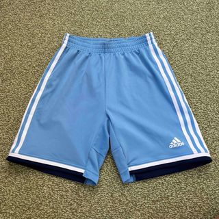 アディダス　ハーフパンツ　水色　160