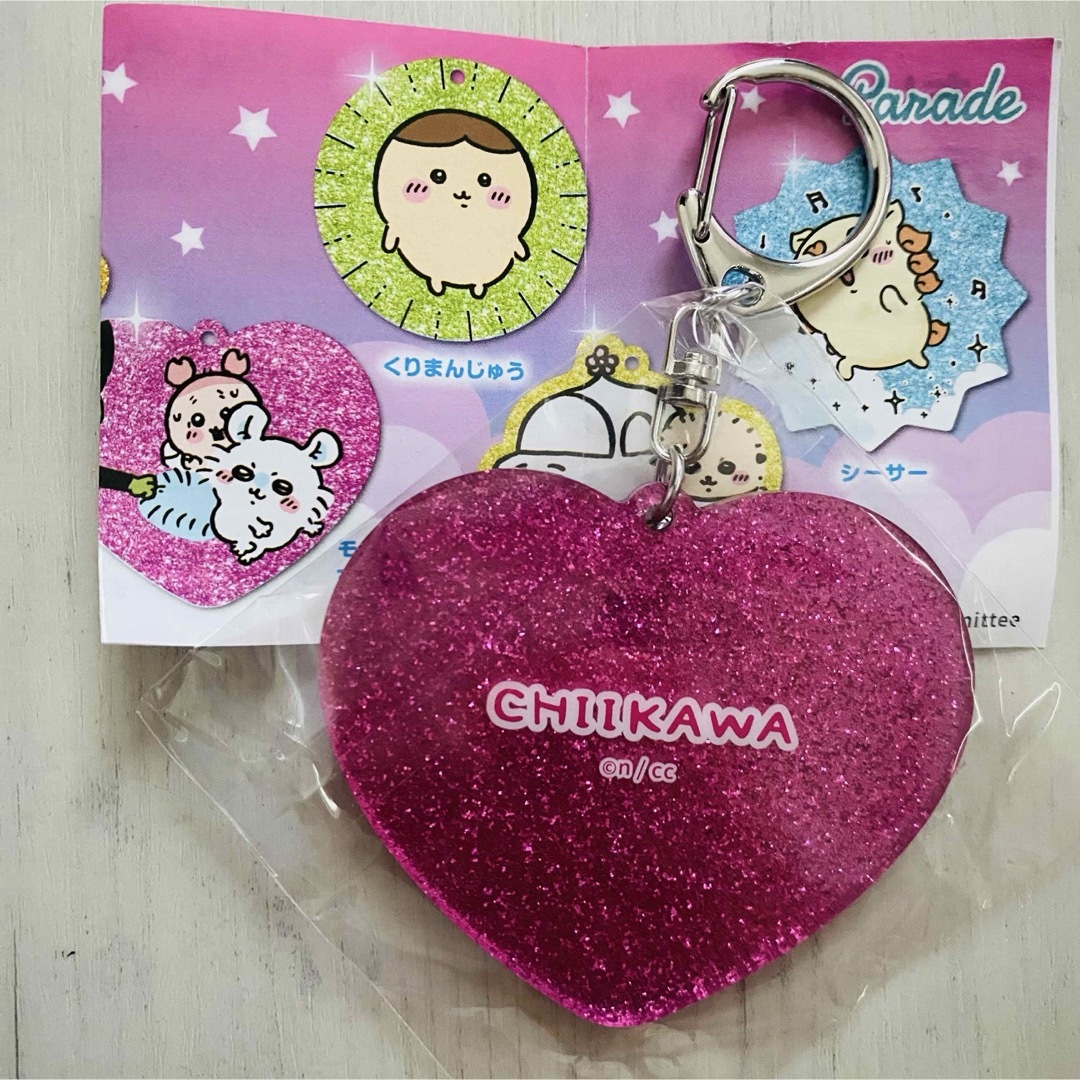 ちいかわ(チイカワ)のちいかわ　ラメアクリルキーホルダー4　２個　モモンガと古本屋 エンタメ/ホビーのおもちゃ/ぬいぐるみ(キャラクターグッズ)の商品写真