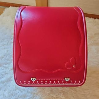 新品箱付き クラリーノ ランドセル ビビットピンク ハートモチーフ(ランドセル)