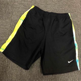 即決 NIKE ナイキ キッズ ショートパンツ ブラック