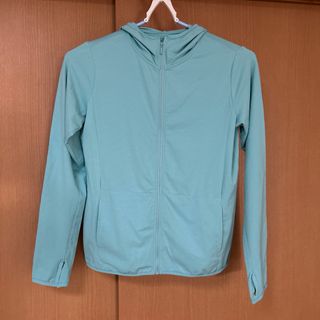 ユニクロ(UNIQLO)のUNIQLO 水色 フルジップ フード付きジャケット Lサイズ(テーラードジャケット)