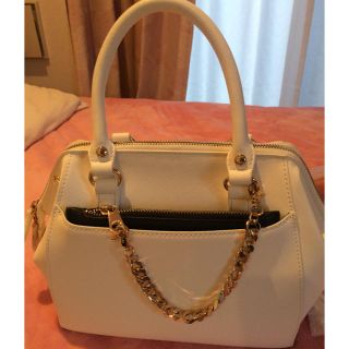 ダイアナ(DIANA)のほぼ未使用品 DIANA 白BAG(ショルダーバッグ)