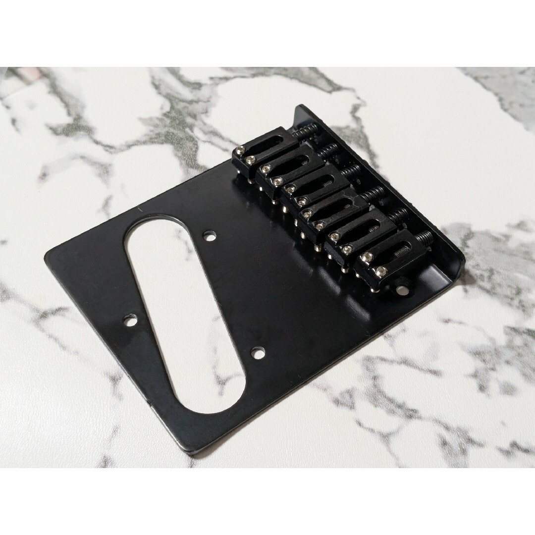 ブロックサドル　ブリッジプレート　テレ　キズハゲクラックアリ 楽器のギター(パーツ)の商品写真