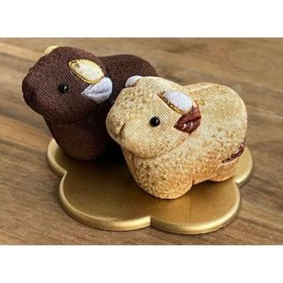 木目込み　丑の置時計セット(置物)