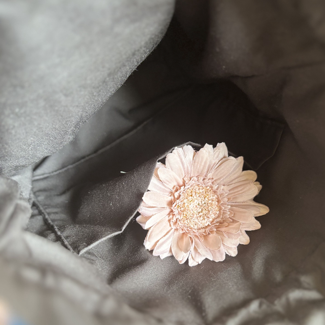 巾着バッグ＊インド刺繍シフォン生地＊ショルダーバッグ＊フェイクレザー ハンドメイドのファッション小物(バッグ)の商品写真