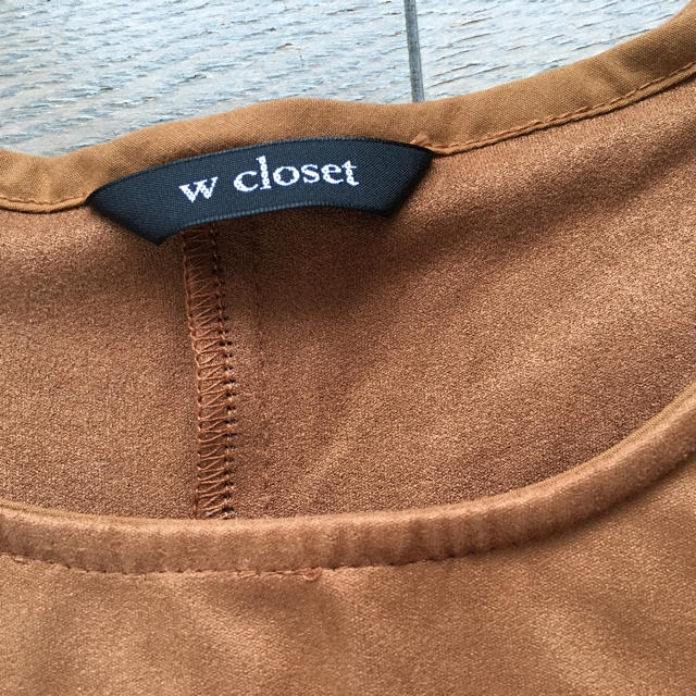 w closet(ダブルクローゼット)のスエード フリンジ トップス レディースのトップス(カットソー(半袖/袖なし))の商品写真