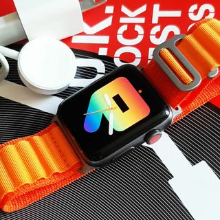 アップル(Apple)の☆彡 シリーズ3 42mm セルラー アップルウォッチ Apple Watch(腕時計(デジタル))