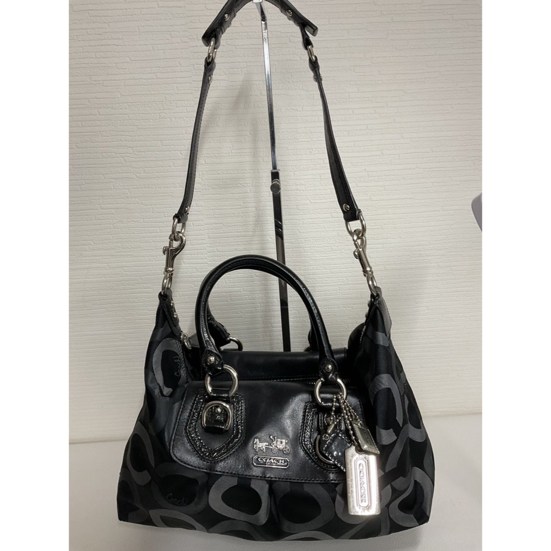 COACH(コーチ)のCOACH 2WAYショルダーバッグ ハンドバッグ サテンキャンバス 黒  レディースのバッグ(ショルダーバッグ)の商品写真