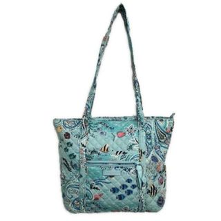 ヴェラブラッドリー(Vera Bradley)のVera Bradley(ベラブラッドリー) ショルダーバッグ美品  - ライトブルー×白×マルチ キルティング/魚柄 コットン(ショルダーバッグ)
