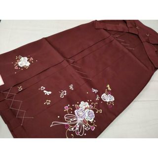 平和屋着物●女性　行灯袴　総刺繍　花唐草文　葡萄色　卒業式　洗える着物　未使用　CAAU2339yc(振袖)